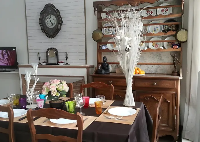 Des Ormeaux 펜션 아르장르